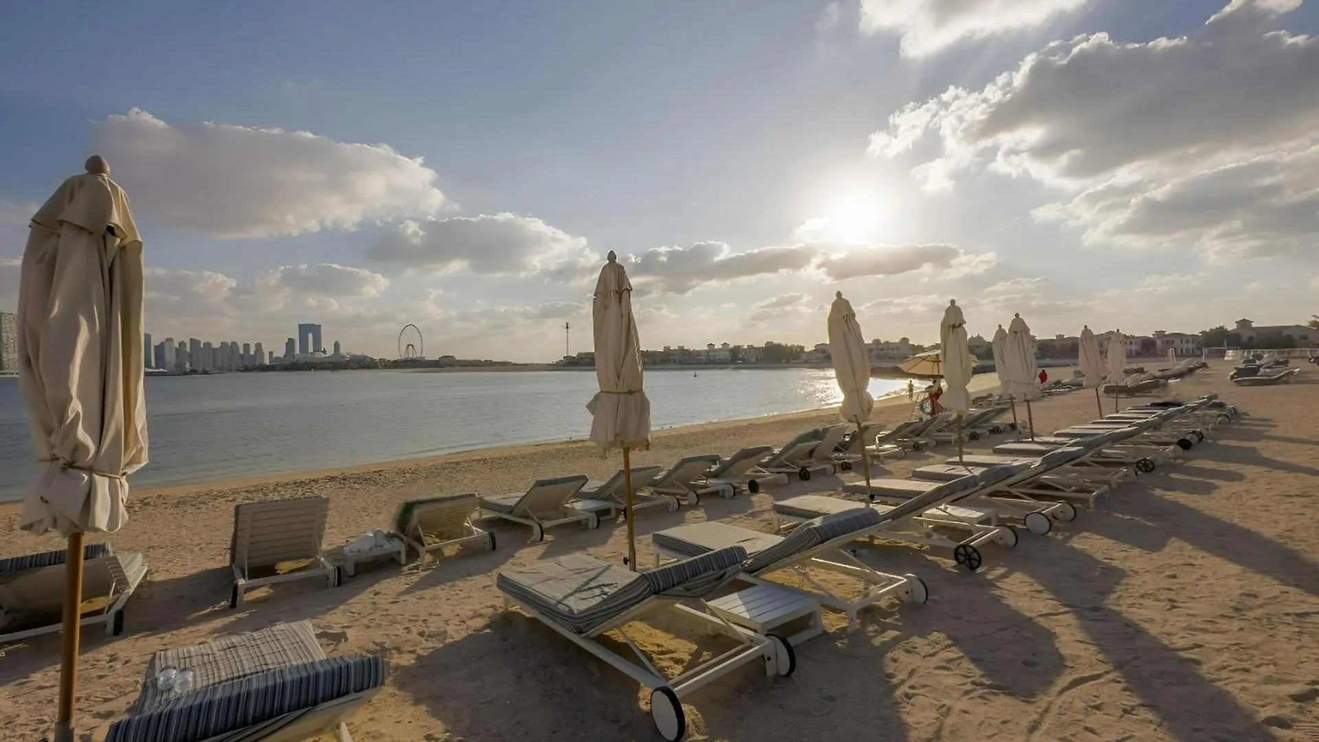 Oceana Residences, The Palm Jumeirah - Mint Stay Dubaj 0*,  Egyesült Arab Emírségek
